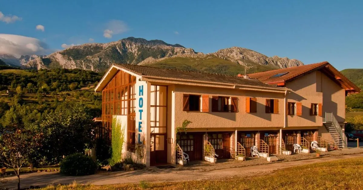 Hotel Torrecerredo