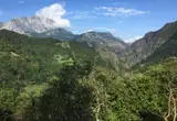 Valle y montañas de Ponga