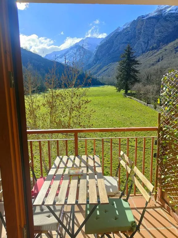 Ventana al Paraíso del Oso